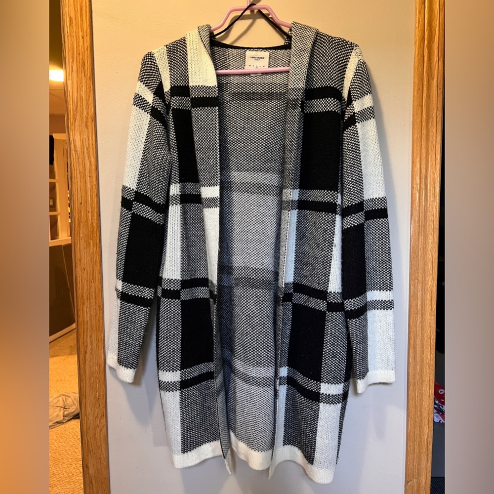 Vero Moda checkered cardigan